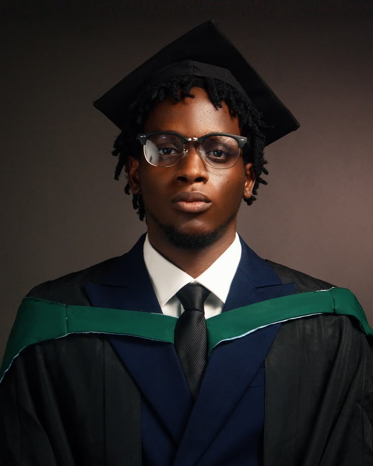 Graduation Shoot at Creeew Space in Spintex